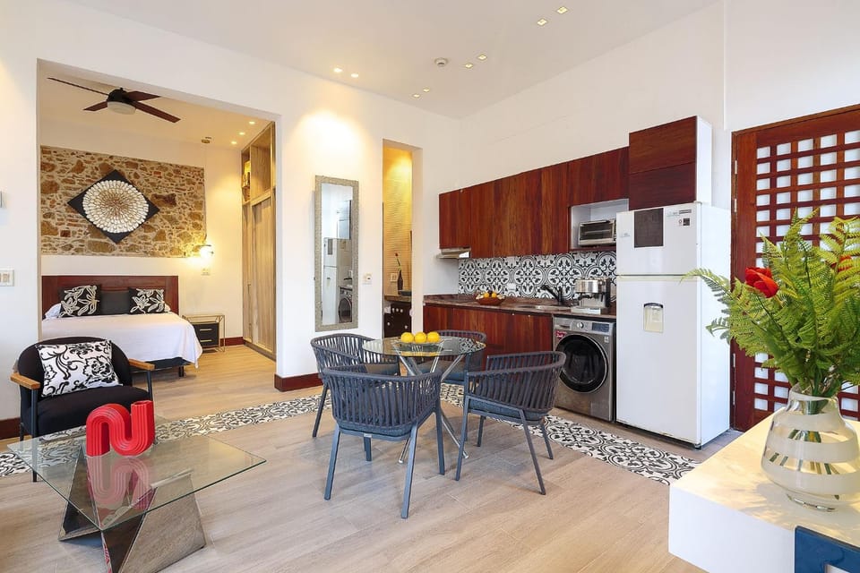 Kitchen or kitchenette, Living room, Dining area