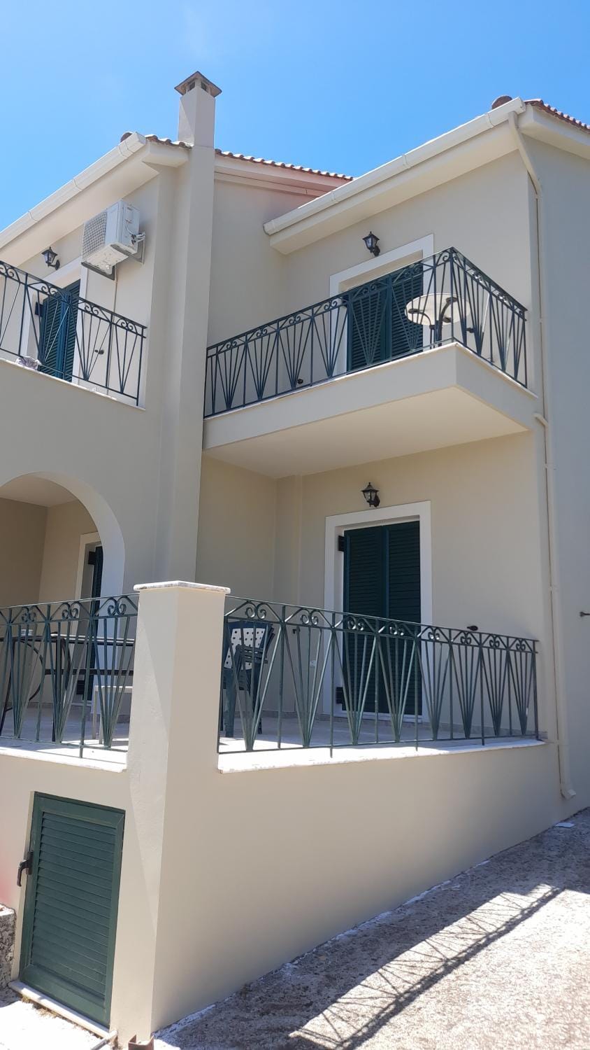 Property building, Balcony/Terrace