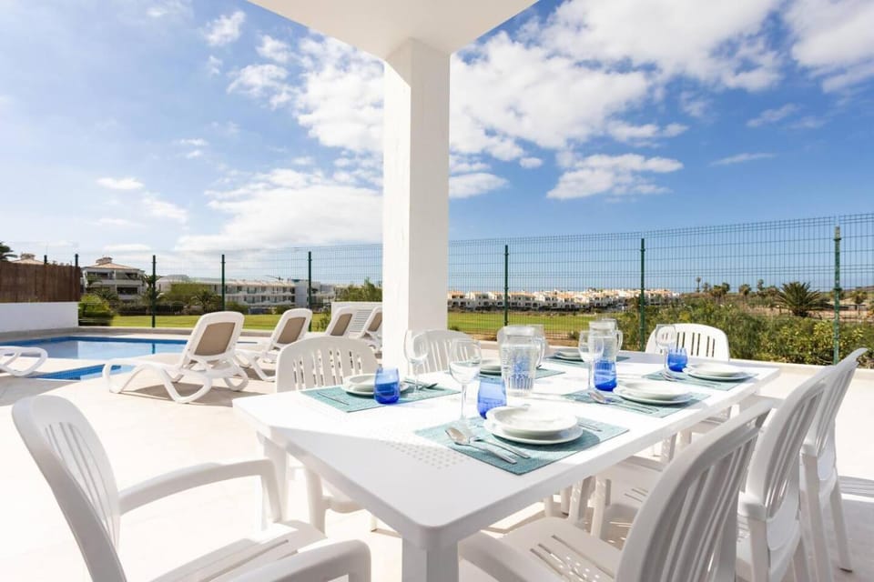 Villa Ocean's Twelve Villa in Abona