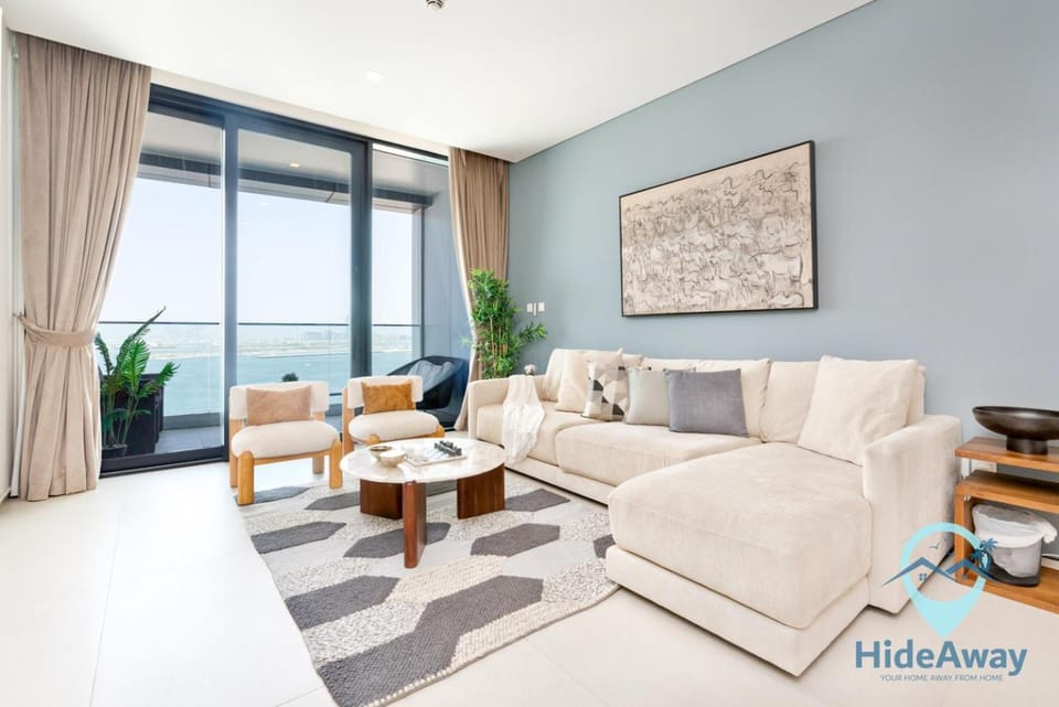 Balcony/Terrace, Living room, Seating area, Sea view