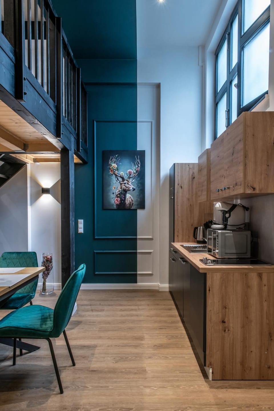 Kitchen or kitchenette, Dining area, stove