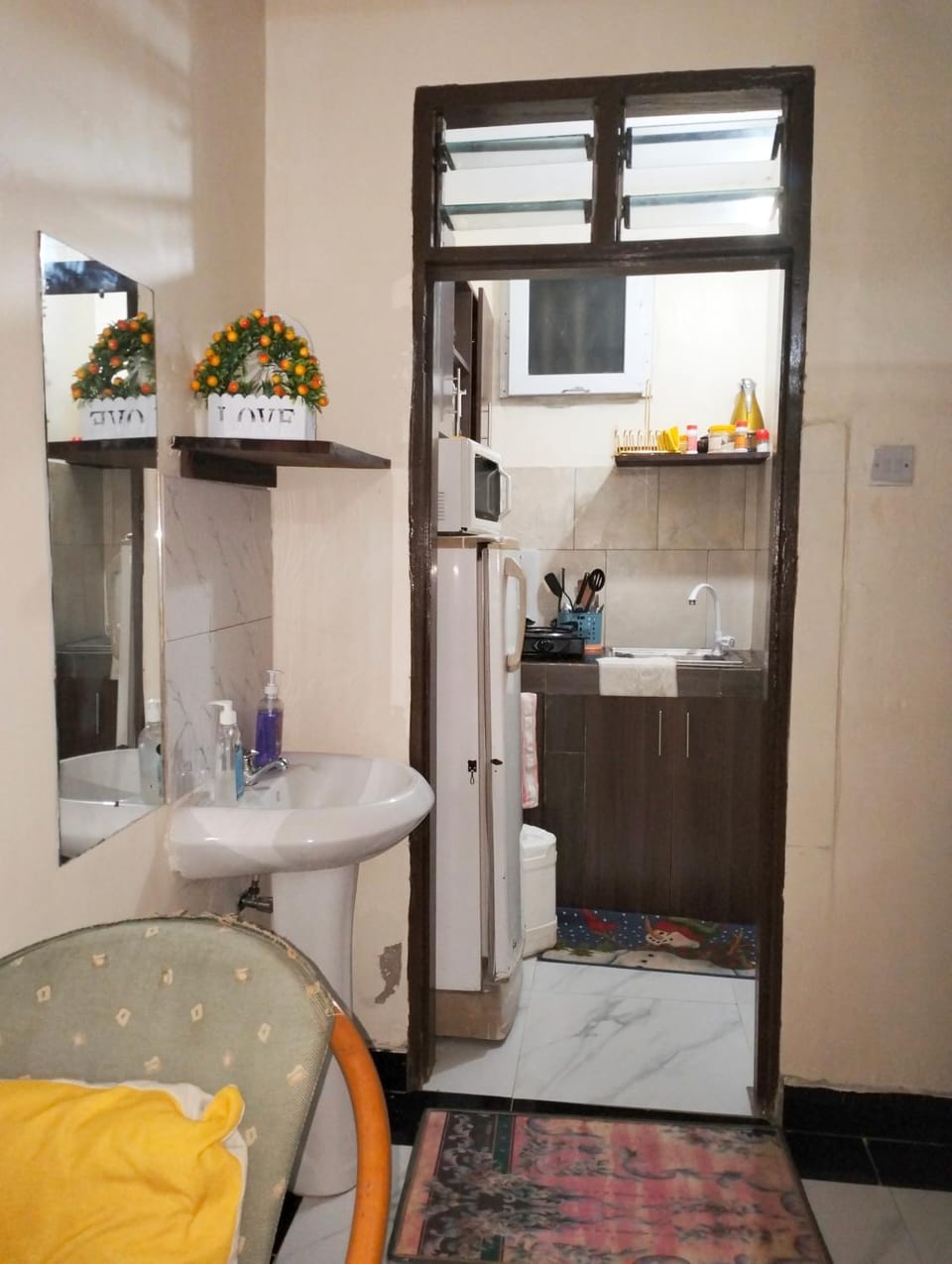 Kitchen or kitchenette