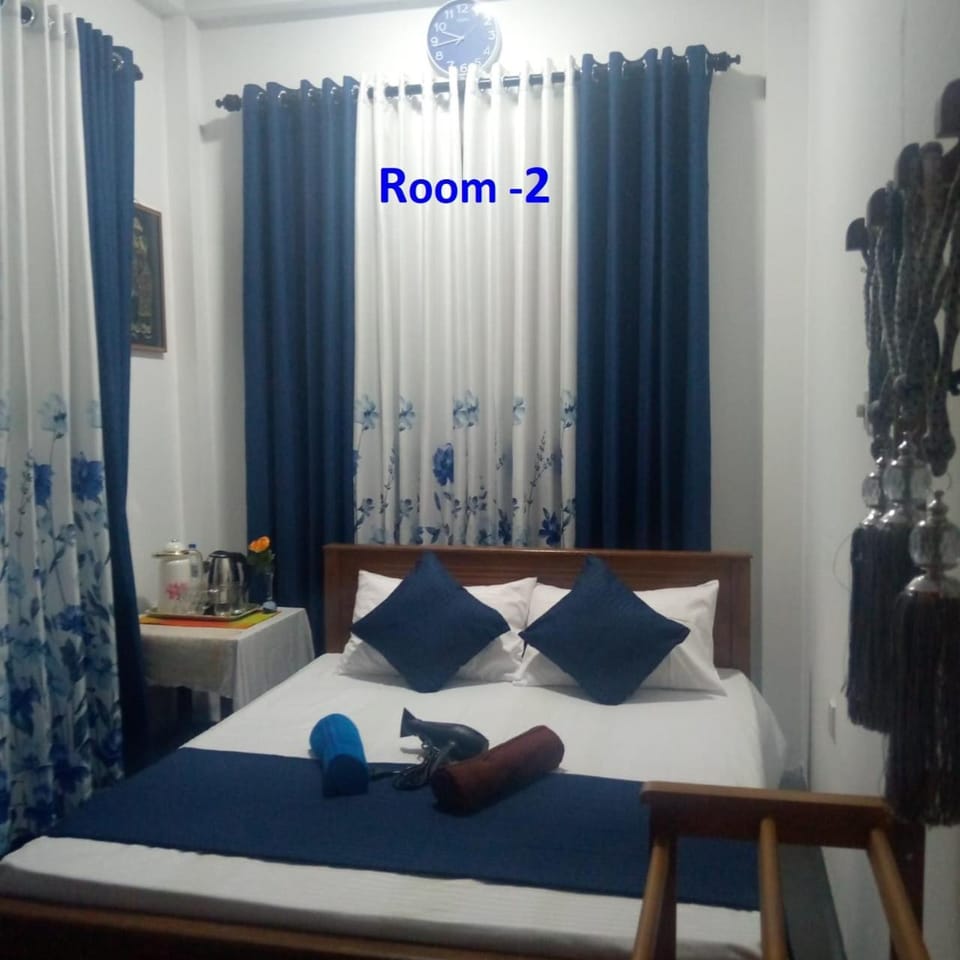 ALEXANDRA HOME for foreign tourists only Bed and Breakfast in Central Province