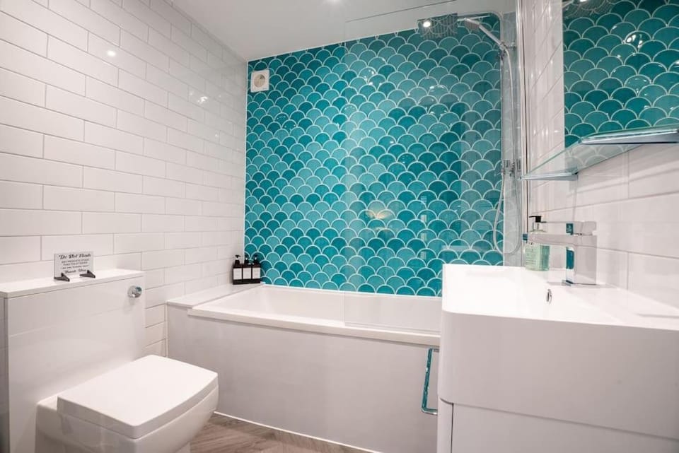 Bathroom, Bath