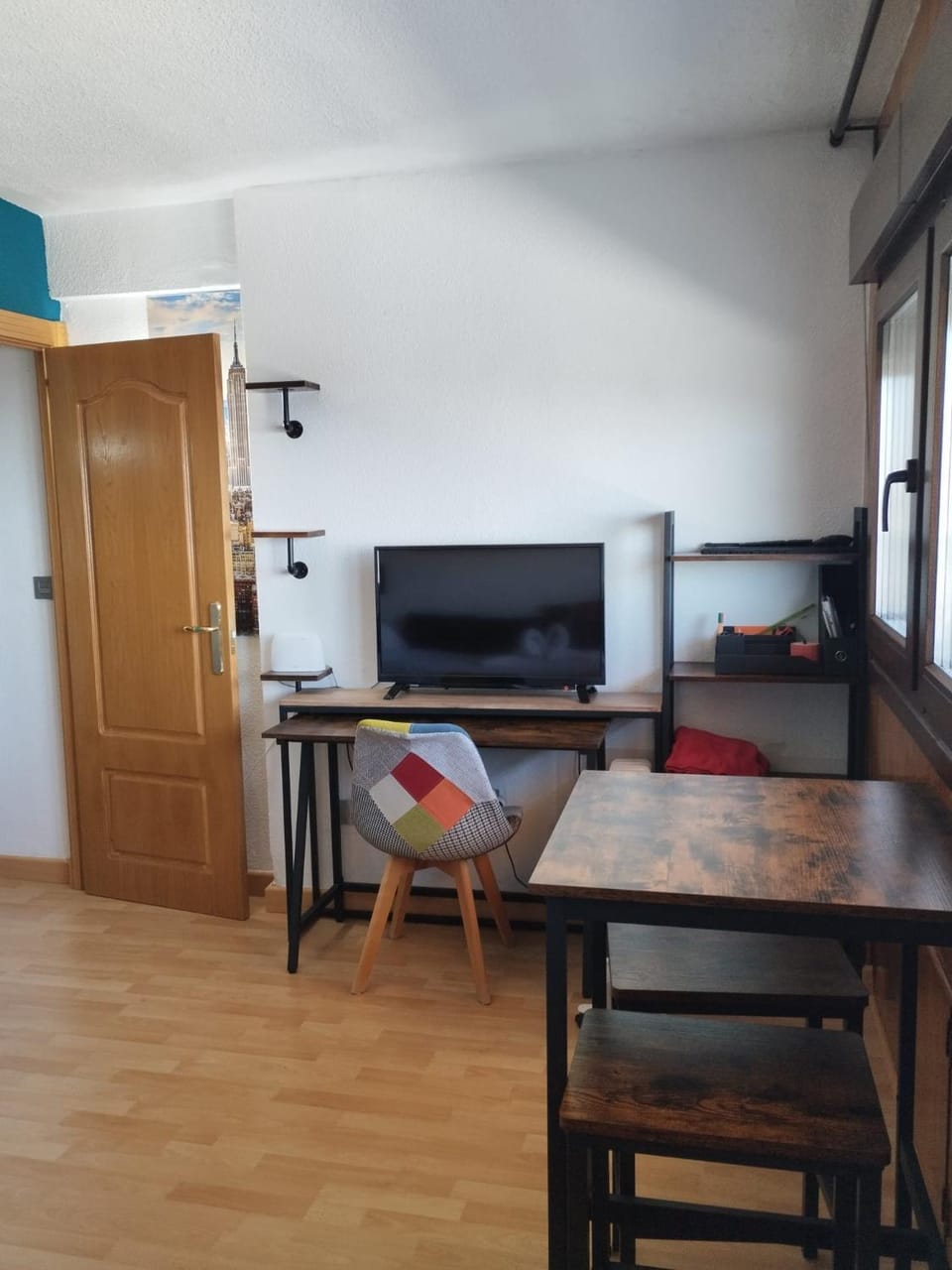 TV and multimedia, Seating area