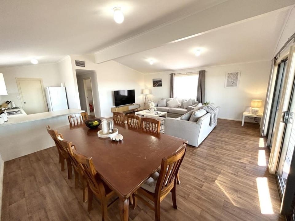 Diamond Shores - Entire Home in Balgowan House in South Australia