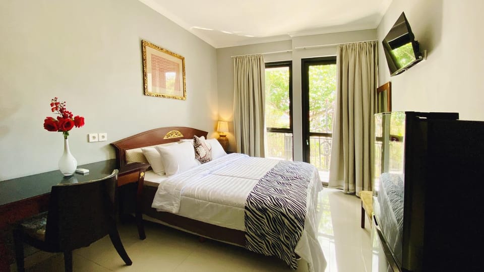 Communal lounge/ TV room, Bed, TV and multimedia, Photo of the whole room, Bedroom