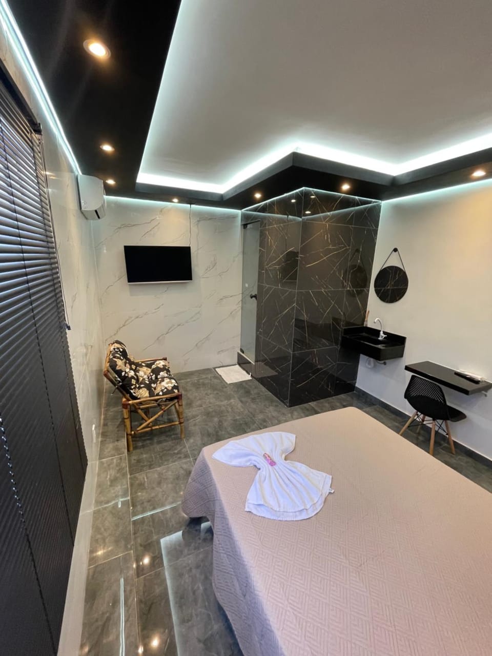Suíte Silver 204 com ar condicionado Apartment in State of Goiás