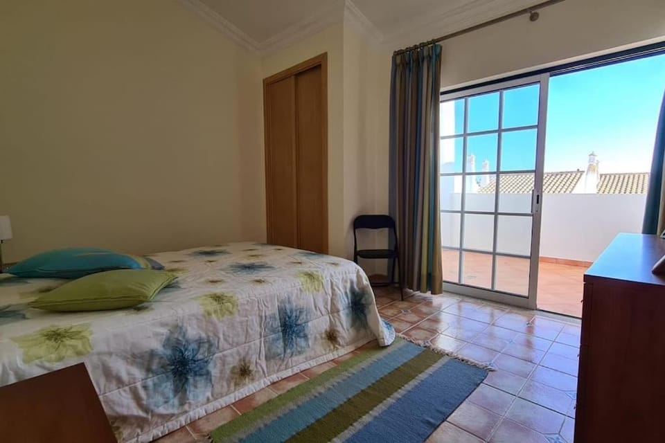 Vila Rafaella - Praia de São Rafael House in Guia