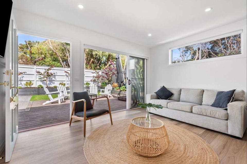 Balcony/Terrace, Living room, Garden view