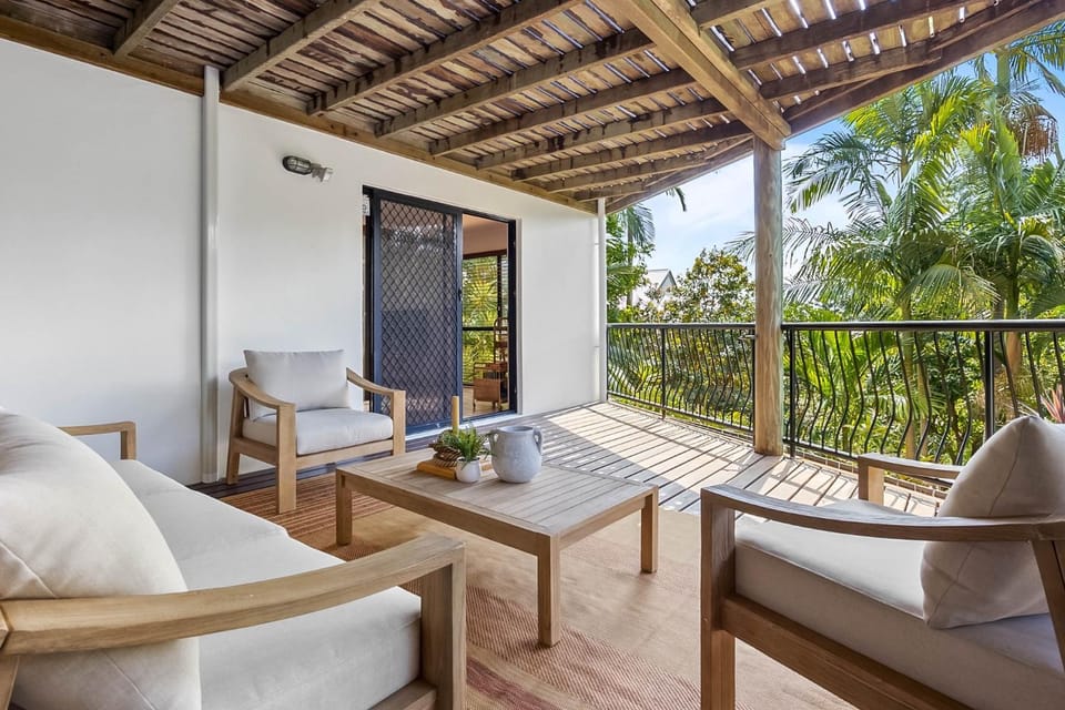 Beachside 4-Bed Retreat with Study Nook & Views House in Coolum Beach