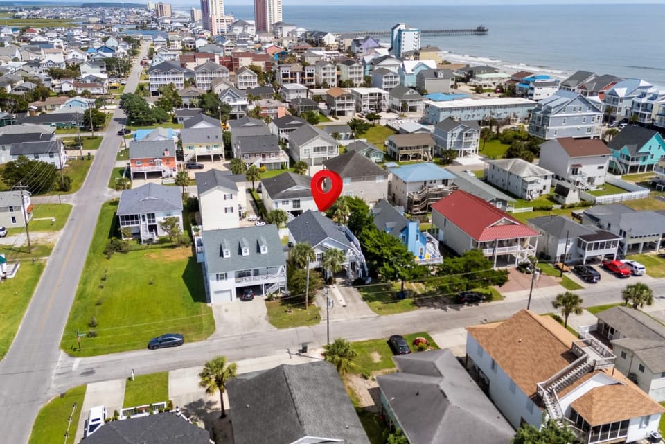 Beach House with Pool - North Myrtle Beach House in North Myrtle Beach