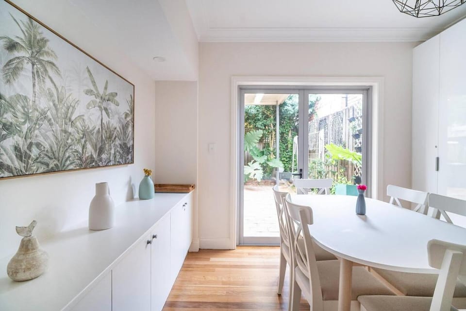 The Newtowner - In the Heart of Newtown! House in Sydney