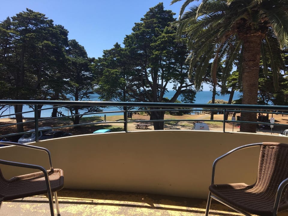 203 at the Waves House in Cowes