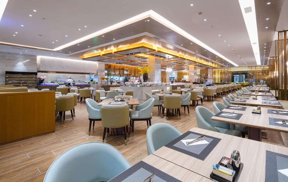 Restaurant/places to eat, Restaurant/places to eat
