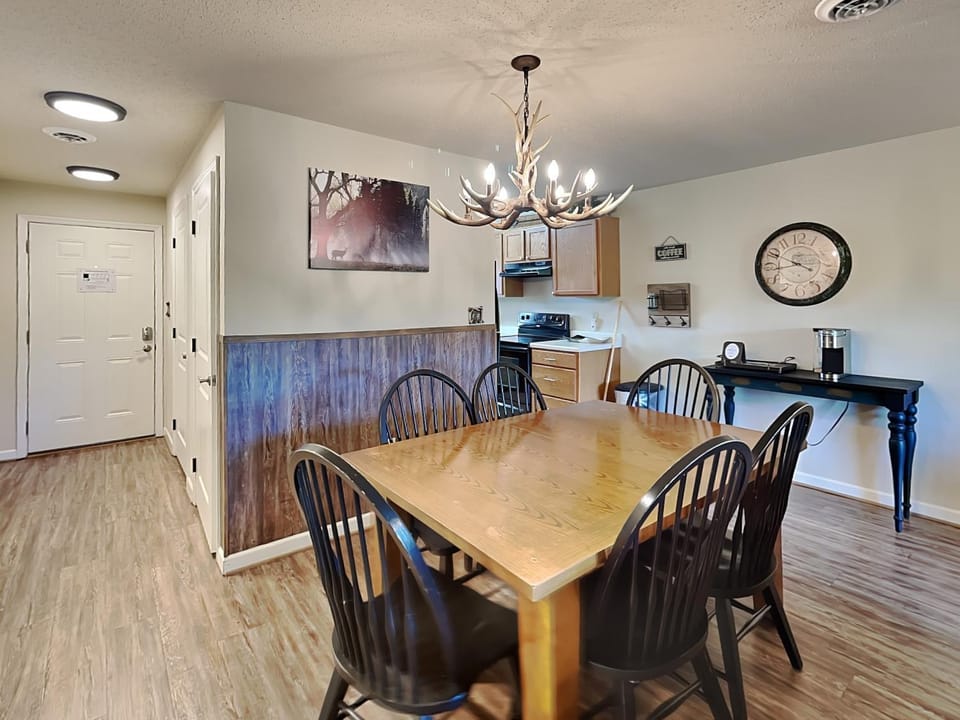 Relaxing River Cedar Lodge 704 Apartment in Pigeon Forge