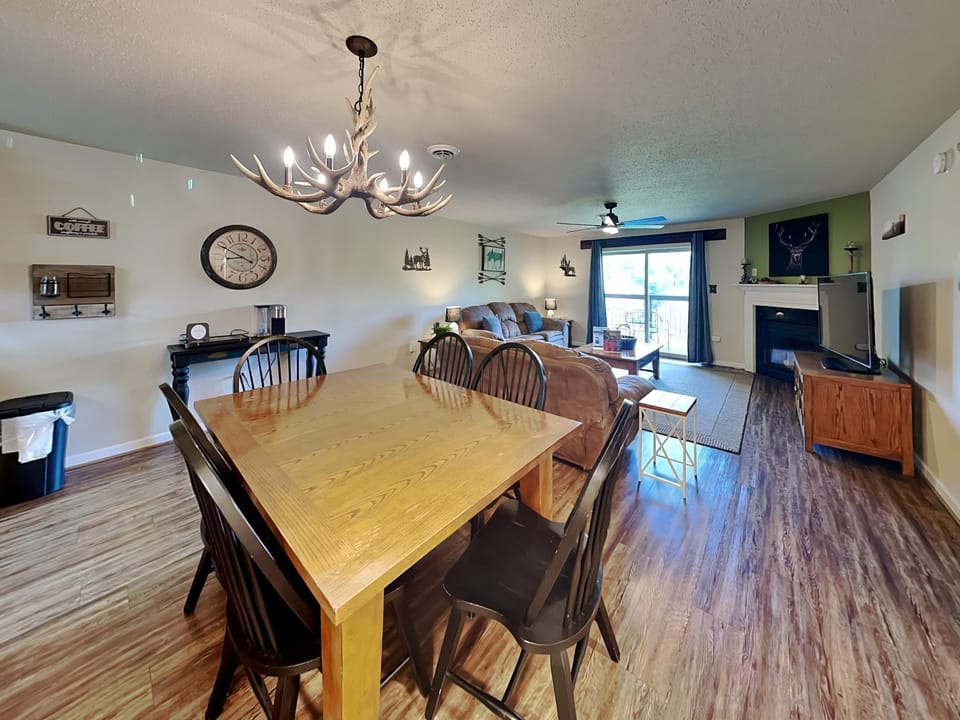 Relaxing River Cedar Lodge 704 Apartment in Pigeon Forge