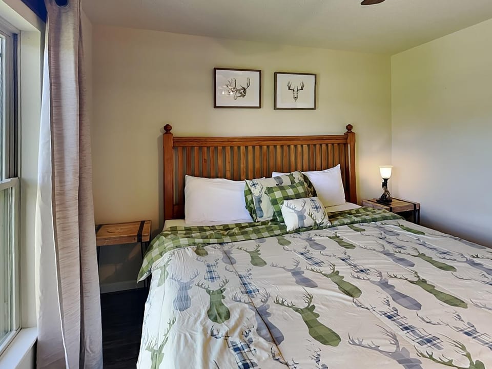 Bed, Bedroom, furniture