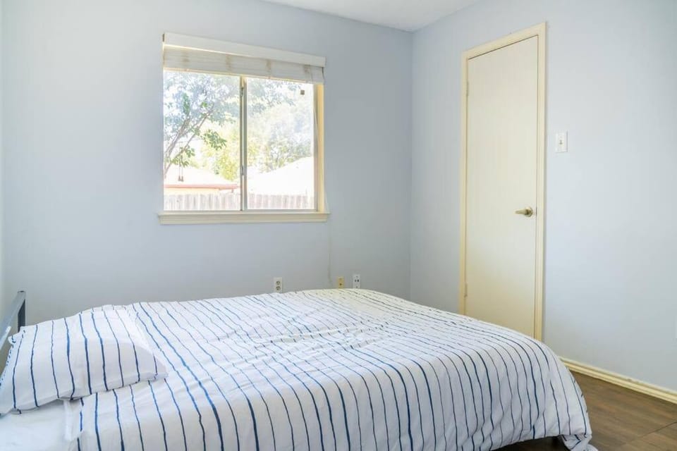 Crew Suite 4B2b in Round Rock House in Round Rock