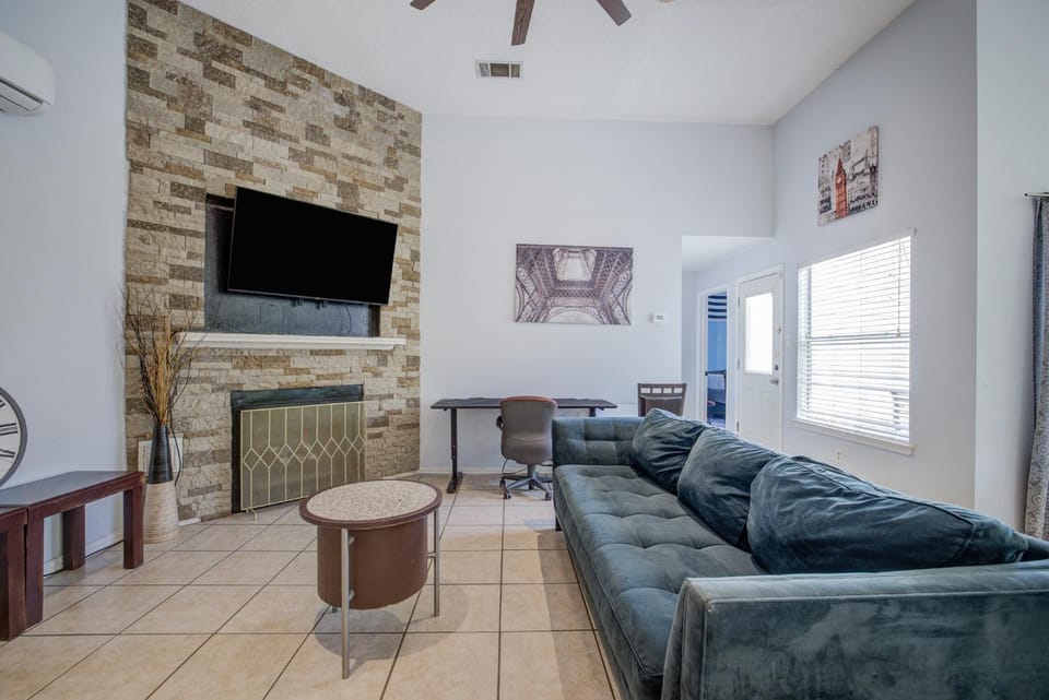 Crew Suite 4B2b in Round Rock House in Round Rock