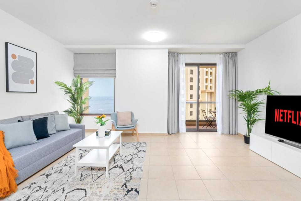 TV and multimedia, View (from property/room), Living room, Seating area
