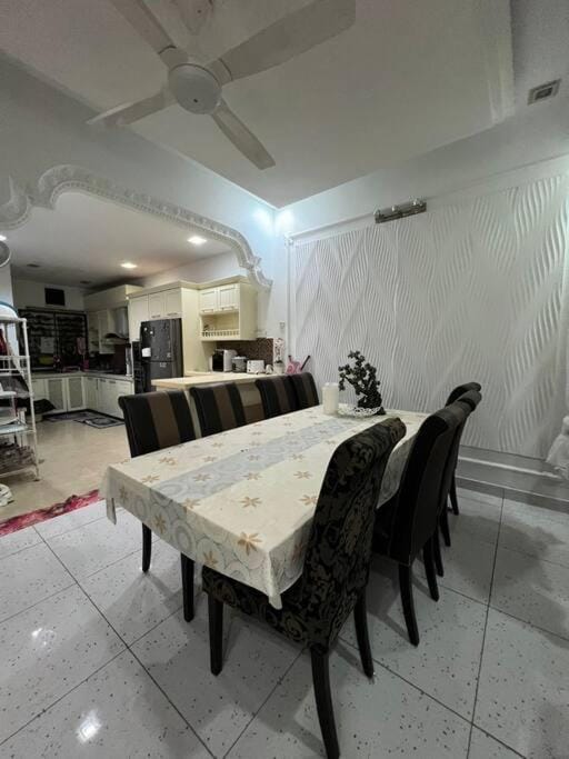 Mael's Homestay Seksyen 16 Shah Alam House in Selangor, Malaysia