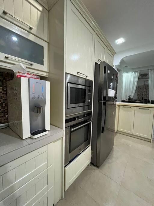 Mael's Homestay Seksyen 16 Shah Alam House in Selangor, Malaysia