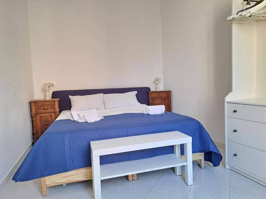 Bed, Photo of the whole room, Bedroom, towels, wardrobe