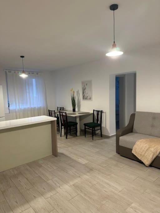 Living room, Photo of the whole room