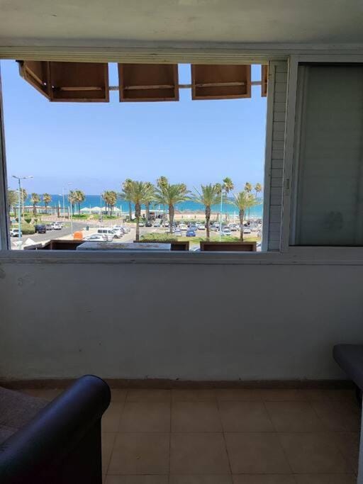 Home with a balcony by the sea 60-5 Apartment in Haifa