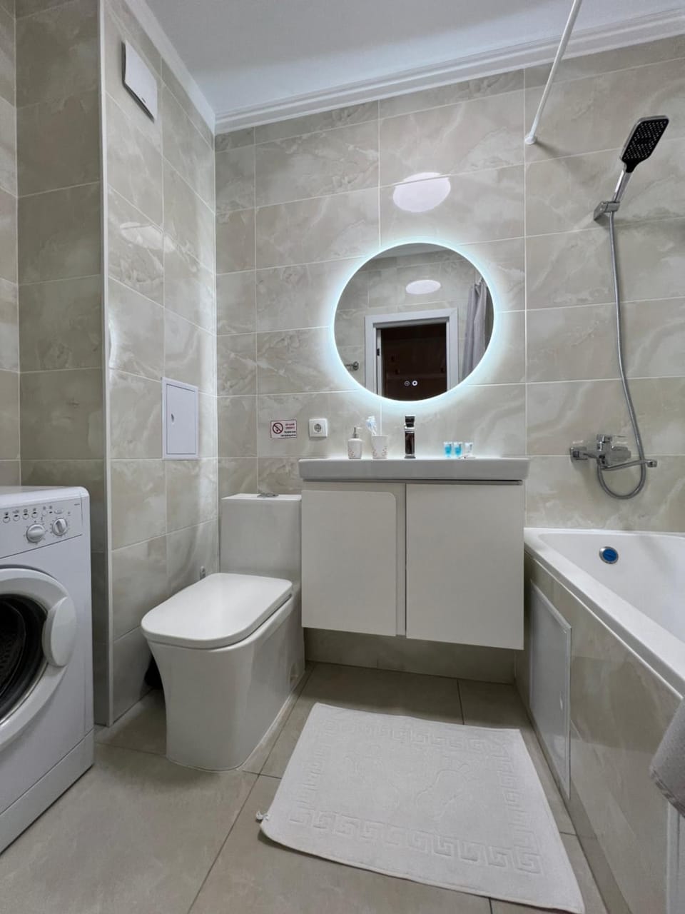 Shower, Toilet, Bathroom, Bath, washing machine