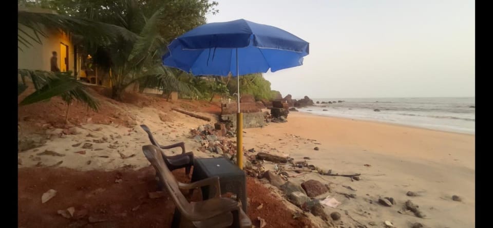 Rocks beach house Vacation rental in India