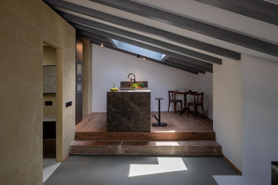 Kitchen or kitchenette, kitchen