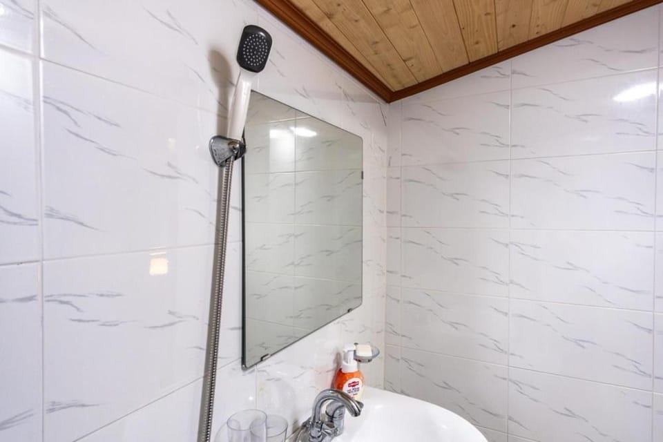 Gwangyang Sukhee's Hwangto Pension Bed and Breakfast in South Korea