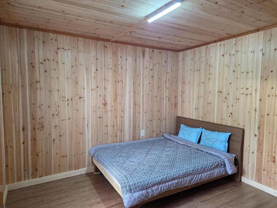 Goesan Joryeong Pension Bed and Breakfast in South Korea