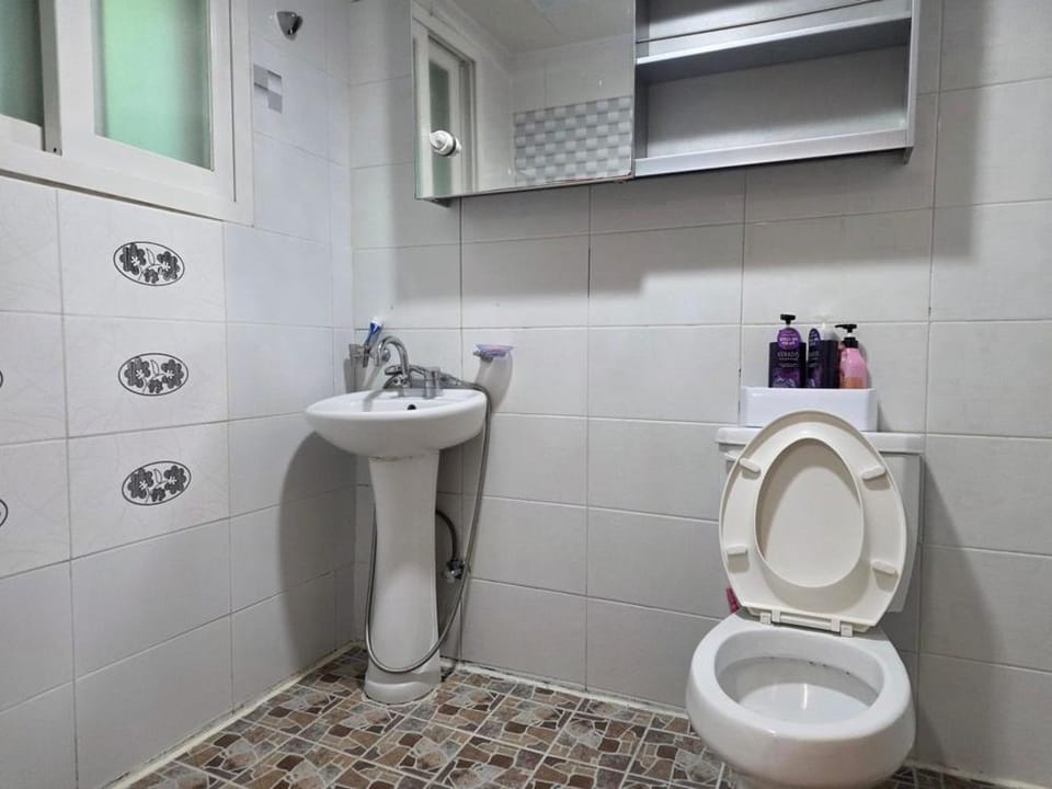 Goesan Joryeong Pension Bed and Breakfast in South Korea