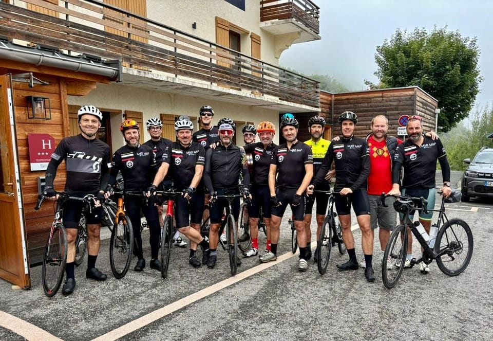 Day, People, Activities, Cycling, group of guests