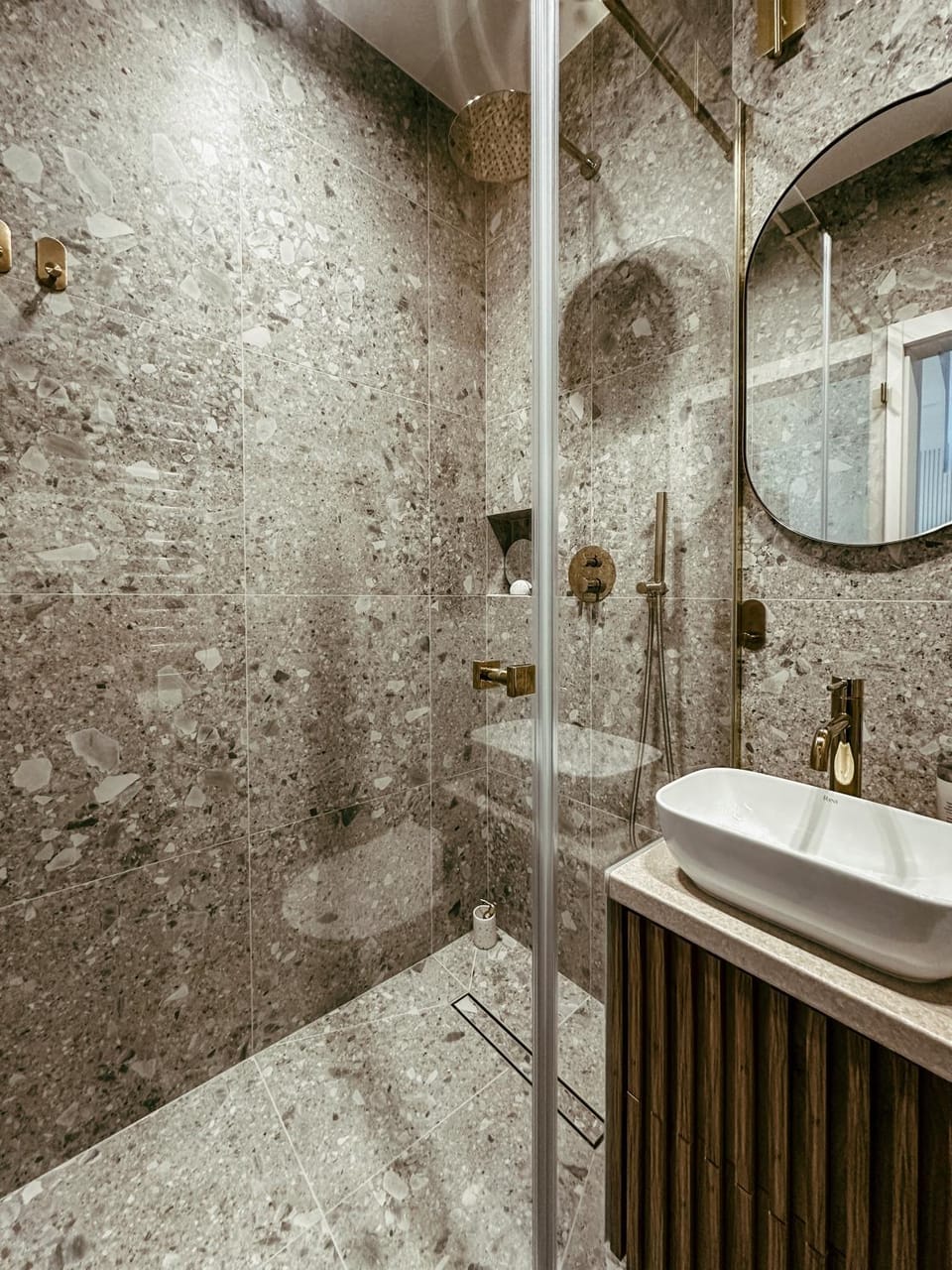 Shower, Bathroom