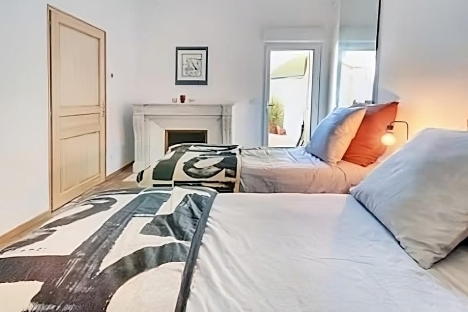 Le cadre royal avec piscine Apartment in Occitanie
