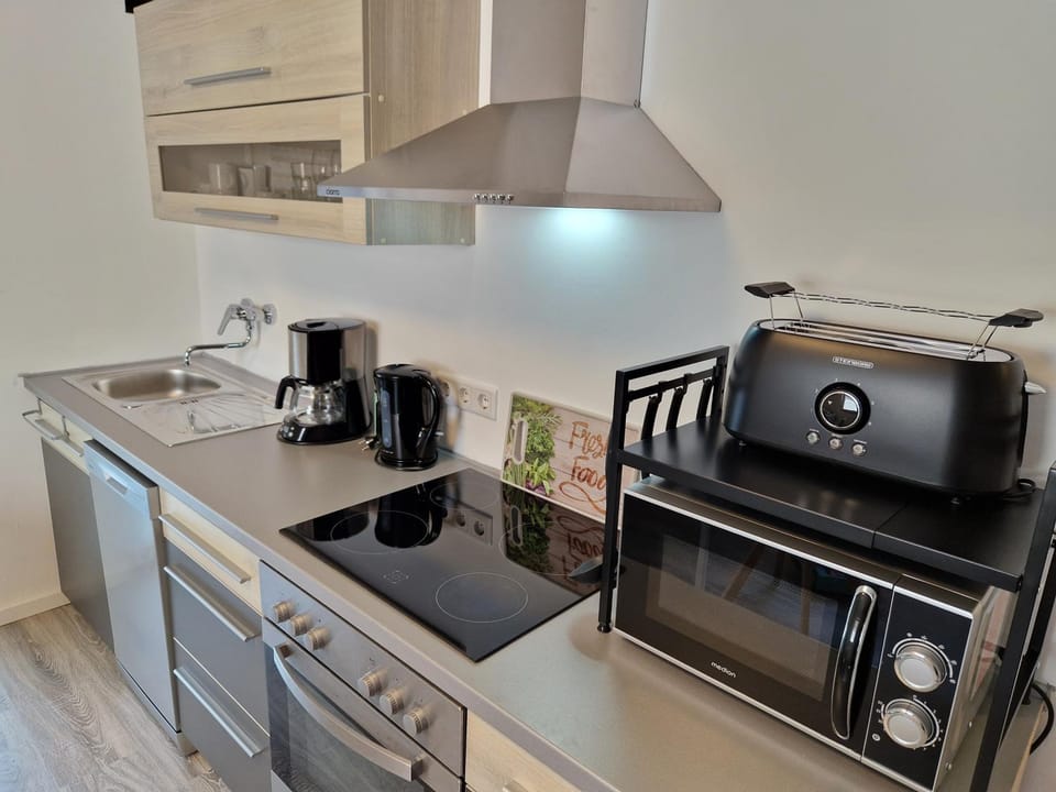 Kitchen or kitchenette, Living room
