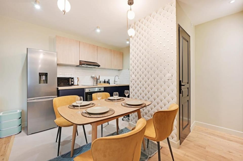 Superbe Appart 4P Central Apartment in Paris
