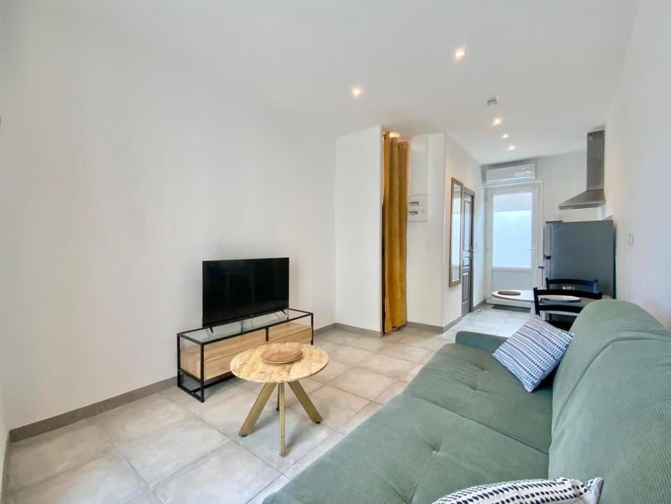 Le Sully, Studio confort en centre & climatisé Apartment in Nimes