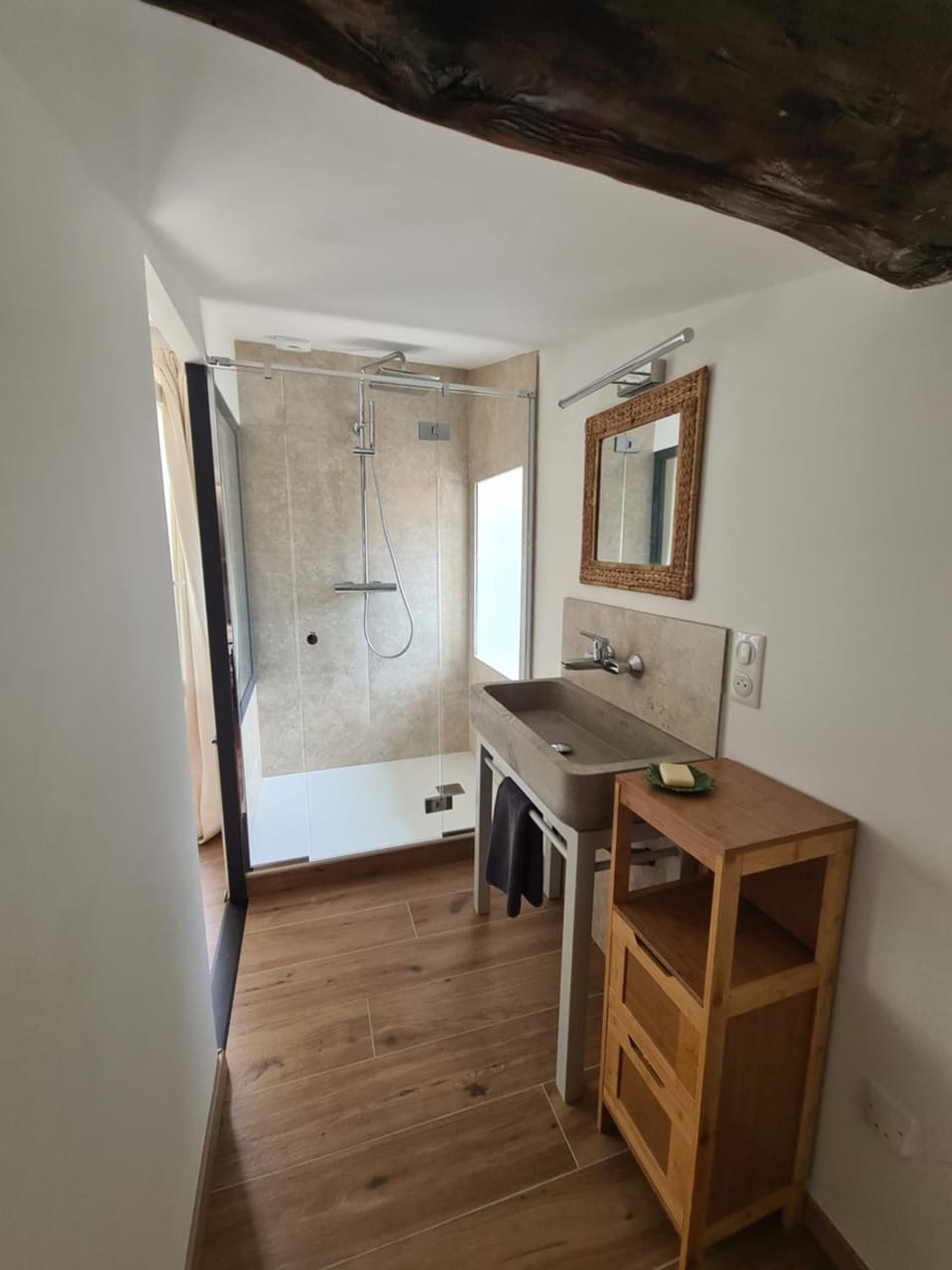 Shower, Bathroom, Bedroom