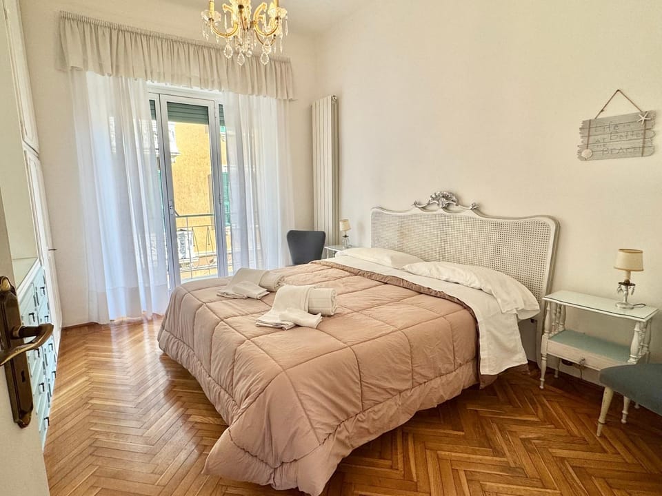 Property building, Restaurant/places to eat, Swimming pool, Breakfast