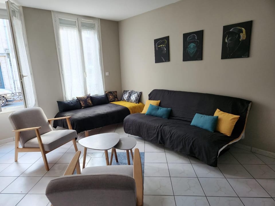 RDC 1 chambre-centre-ville-terrasse Apartment in Grand Est