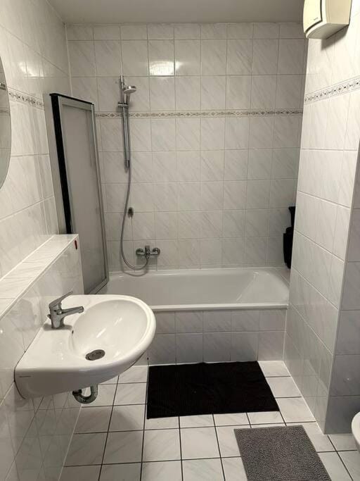 Großzügige 2-Zimmer-Wohnung mit Balkon, ruhige Lage Apartment in Aschaffenburg