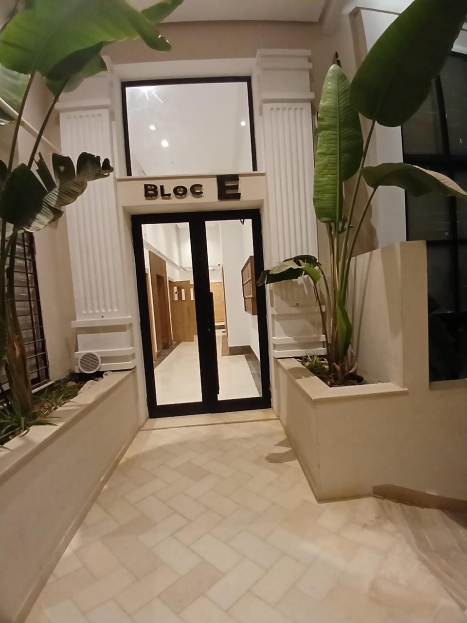 Chiraz Magesty loft Apartment in Tunis Governorate, Tunisia