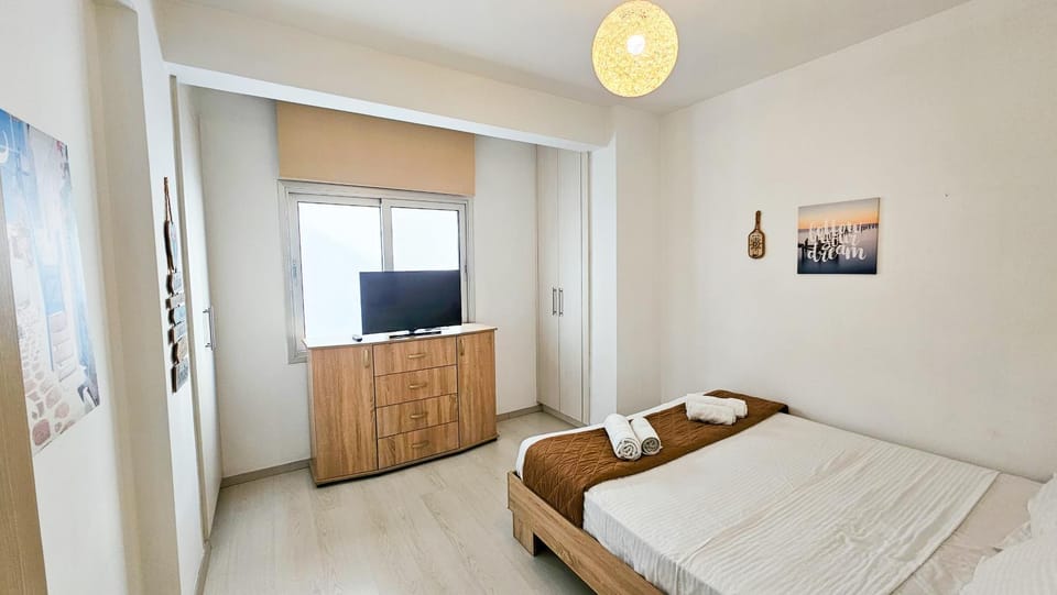 Communal lounge/ TV room, Bed, TV and multimedia, Evening entertainment, Bedroom, towels