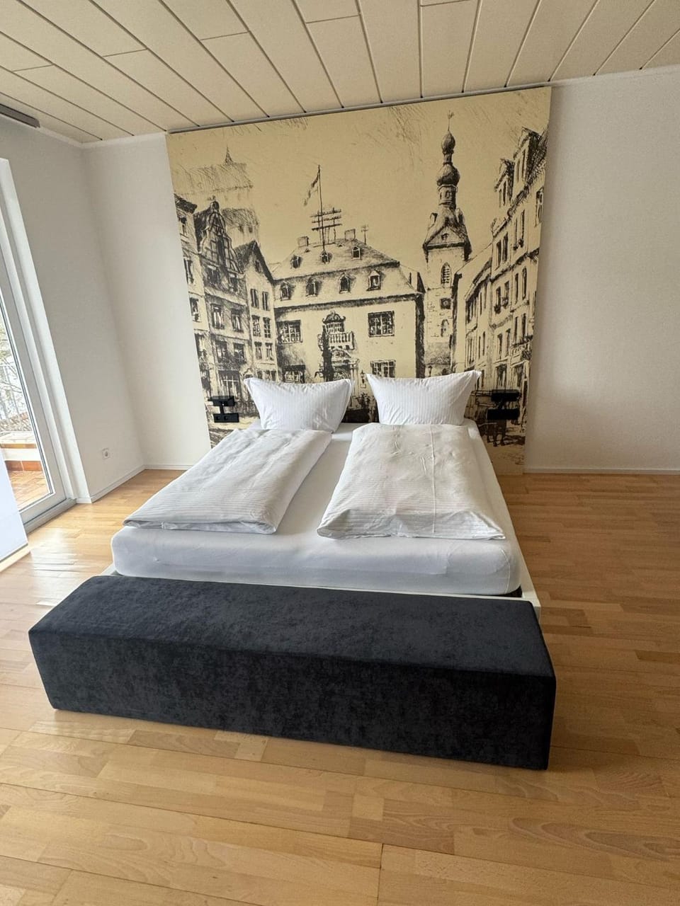 Photo of the whole room