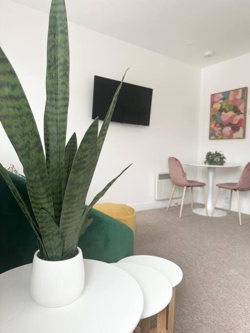 The Nook, Hayling Island Apartment in England